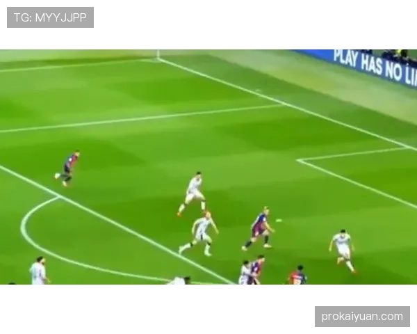 欧冠对阵巴萨梅开二度：迪巴拉的生涯高光